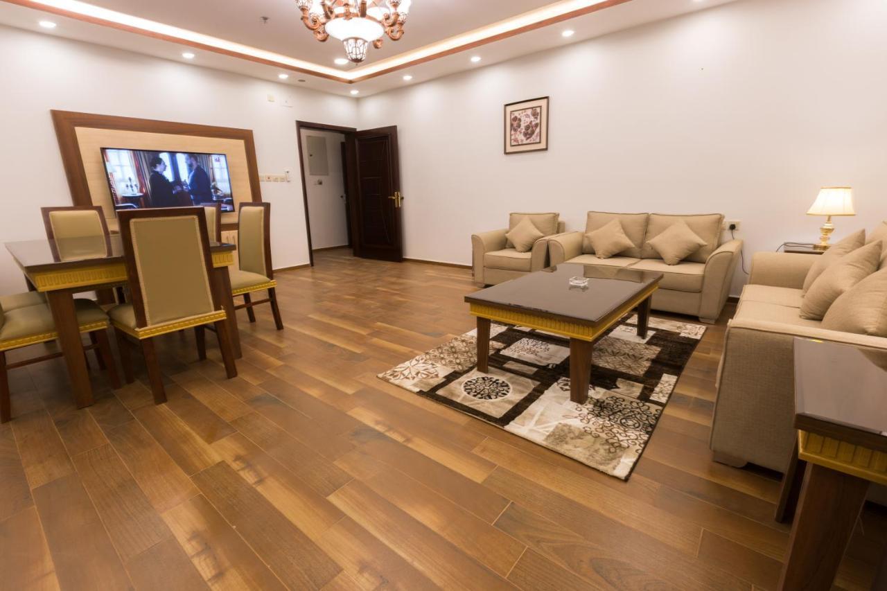 Luxury Hotel Apartments Tabūk Eksteriør bilde