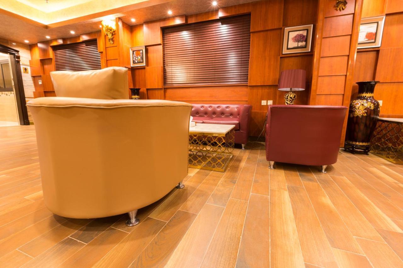 Luxury Hotel Apartments Tabūk Eksteriør bilde