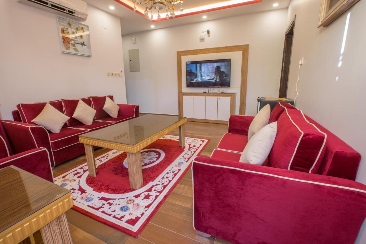 Luxury Hotel Apartments Tabūk Eksteriør bilde