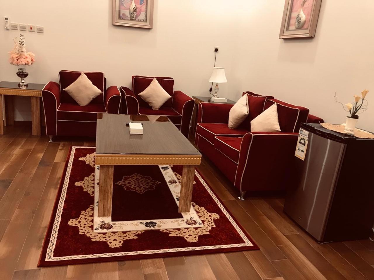 Luxury Hotel Apartments Tabūk Eksteriør bilde